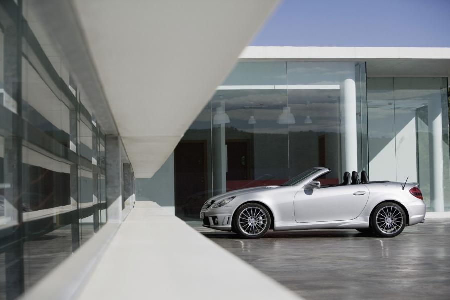  Mercedes-Benz SLK55 AMG 2008 года  (фото 45 из 77)